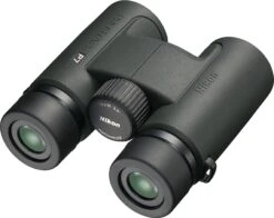 Nikon Fernglas Prostaff P7 10x30 -Forstmaschinengeschäft 87 375 02 3 j23